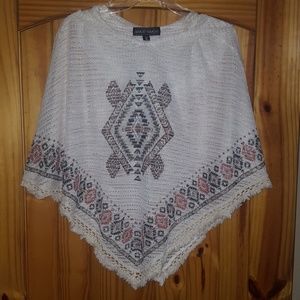 Ivory poncho by Almost Famous